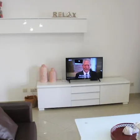 5b Sra Da Rocha - Casas & Papeis *