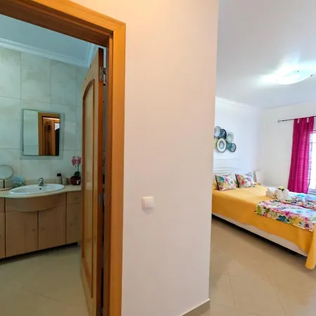 Appartement 5b Sra Da Rocha - Casas & Papeis