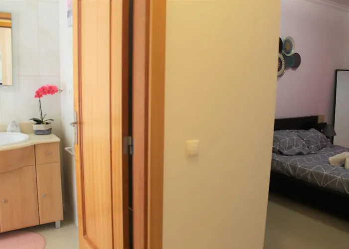 Appartement 5b Sra Da Rocha - Casas & Papeis