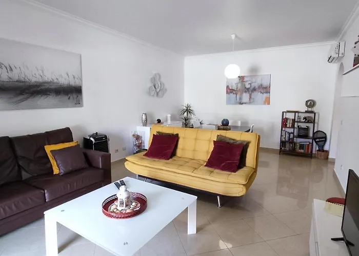 5b Sra Da Rocha - Casas & Papeis Apartment *