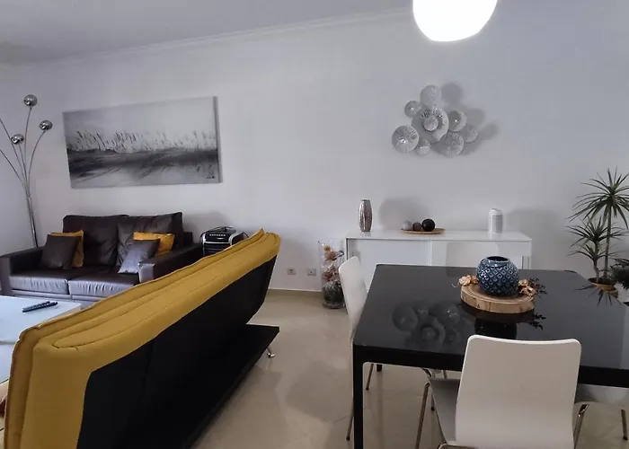 Apartment 5b Sra Da Rocha - Casas & Papeis *